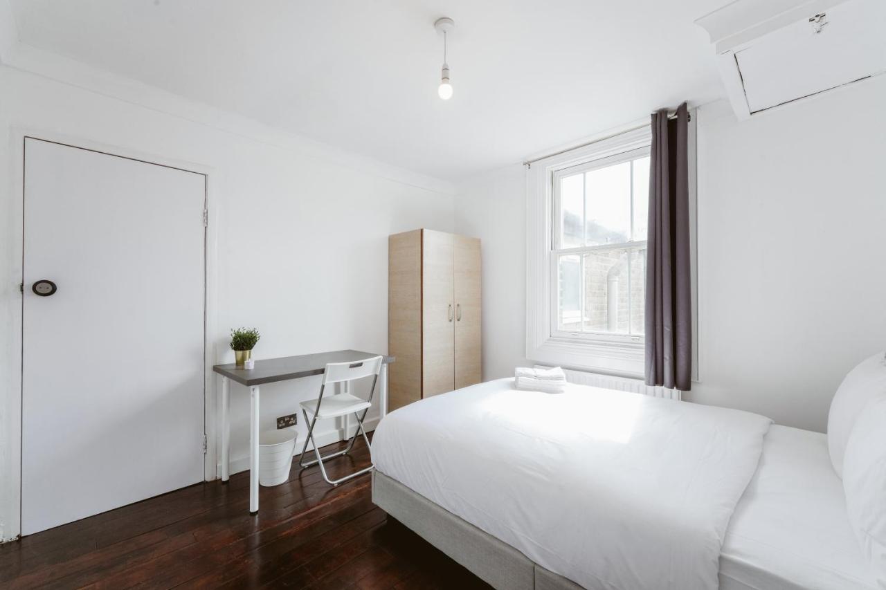 Great In Stepney Station - 12 Pensiune *